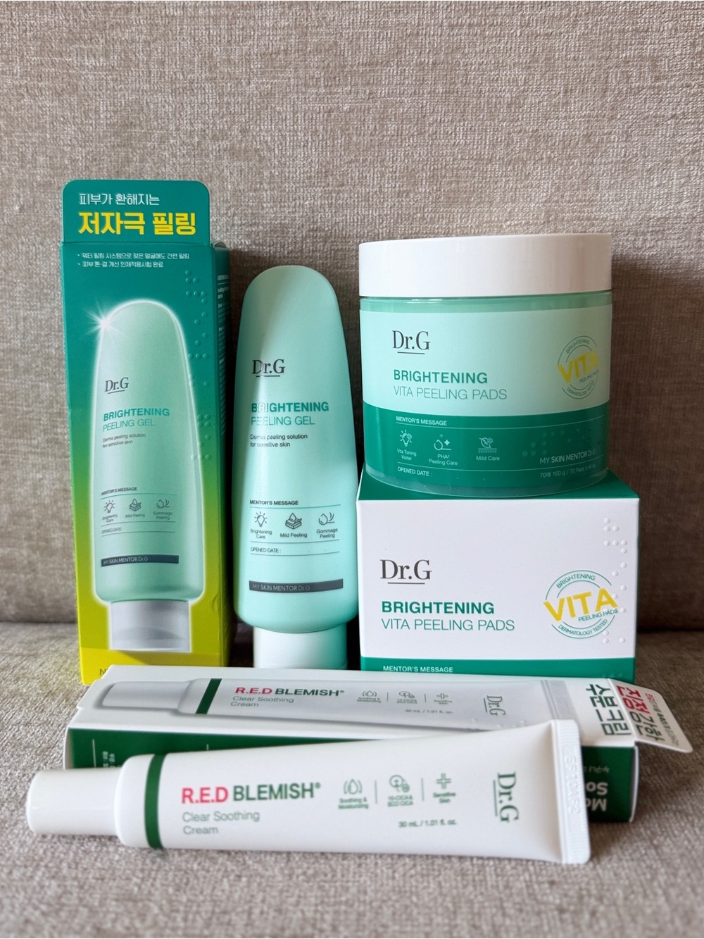Dr.G Brightening Vita Peeling Pads & Gel Set